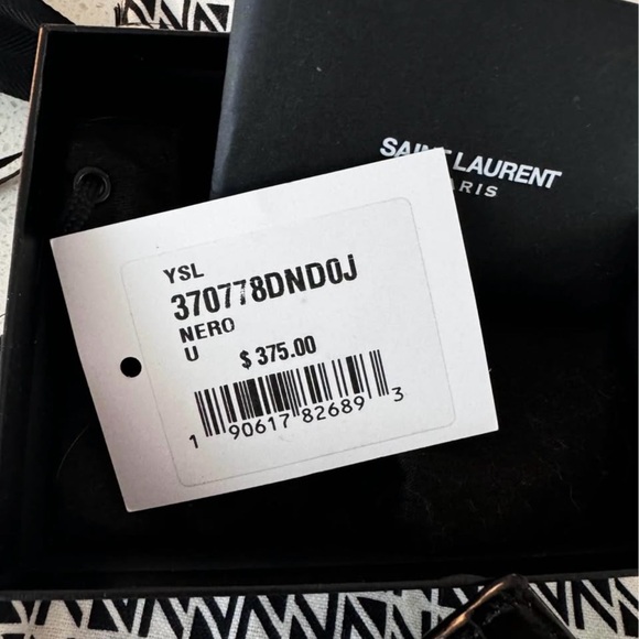 YSL Monogram Card Case in Grained Leather - Picture 2 of 4